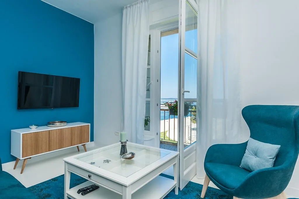 Aquamarine Sea View Apartment Zára