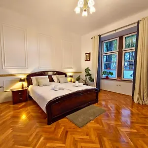 villa-munz-apartament-franz.pula-hotels.org/