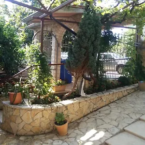 https://apartments-mavero.in-istria.net